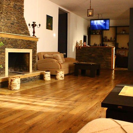 Hotel Starry Night Kazbegi Esterno foto